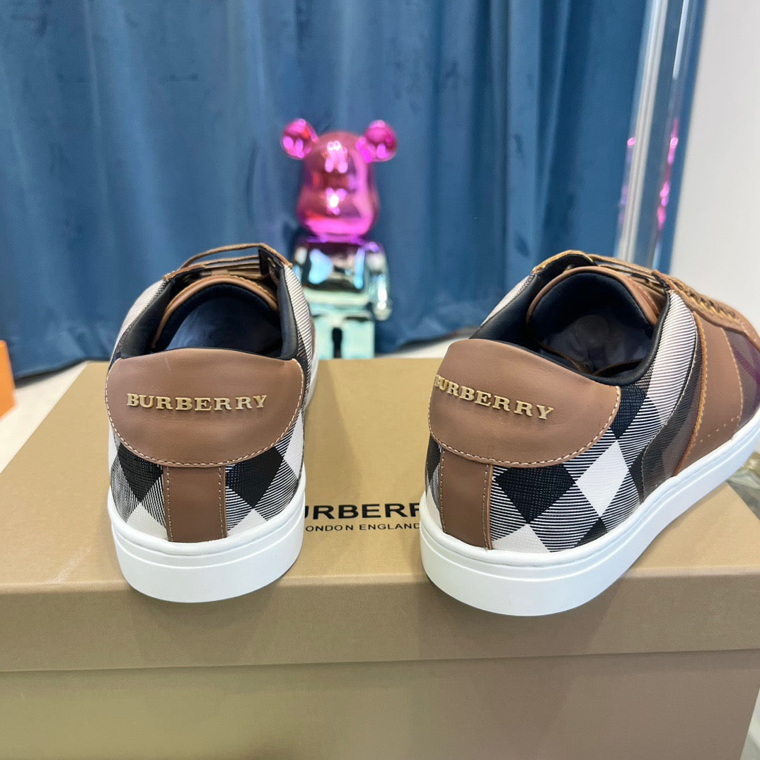 Braun grau weiß Schuhe