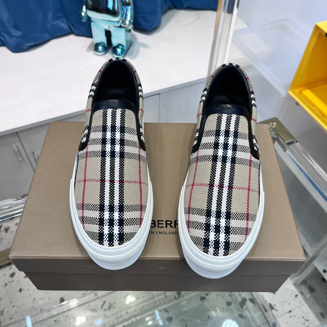 Schwarz weiß grau Schuhe