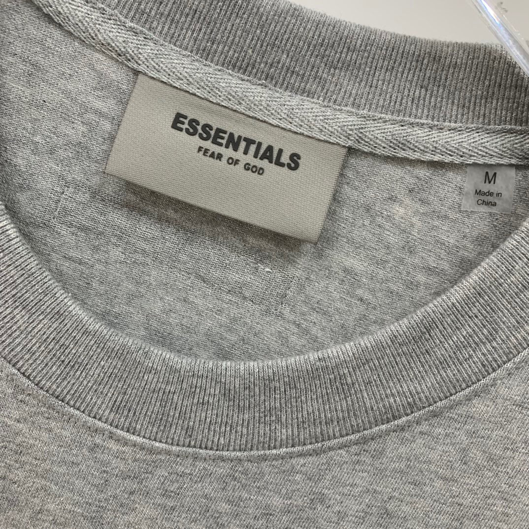 Graue T-Shirts