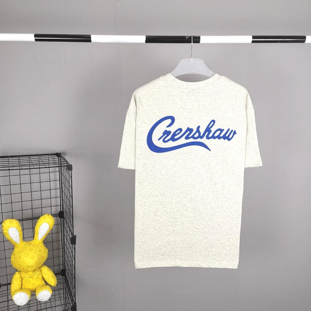 Weiße und blaue T-Shirts