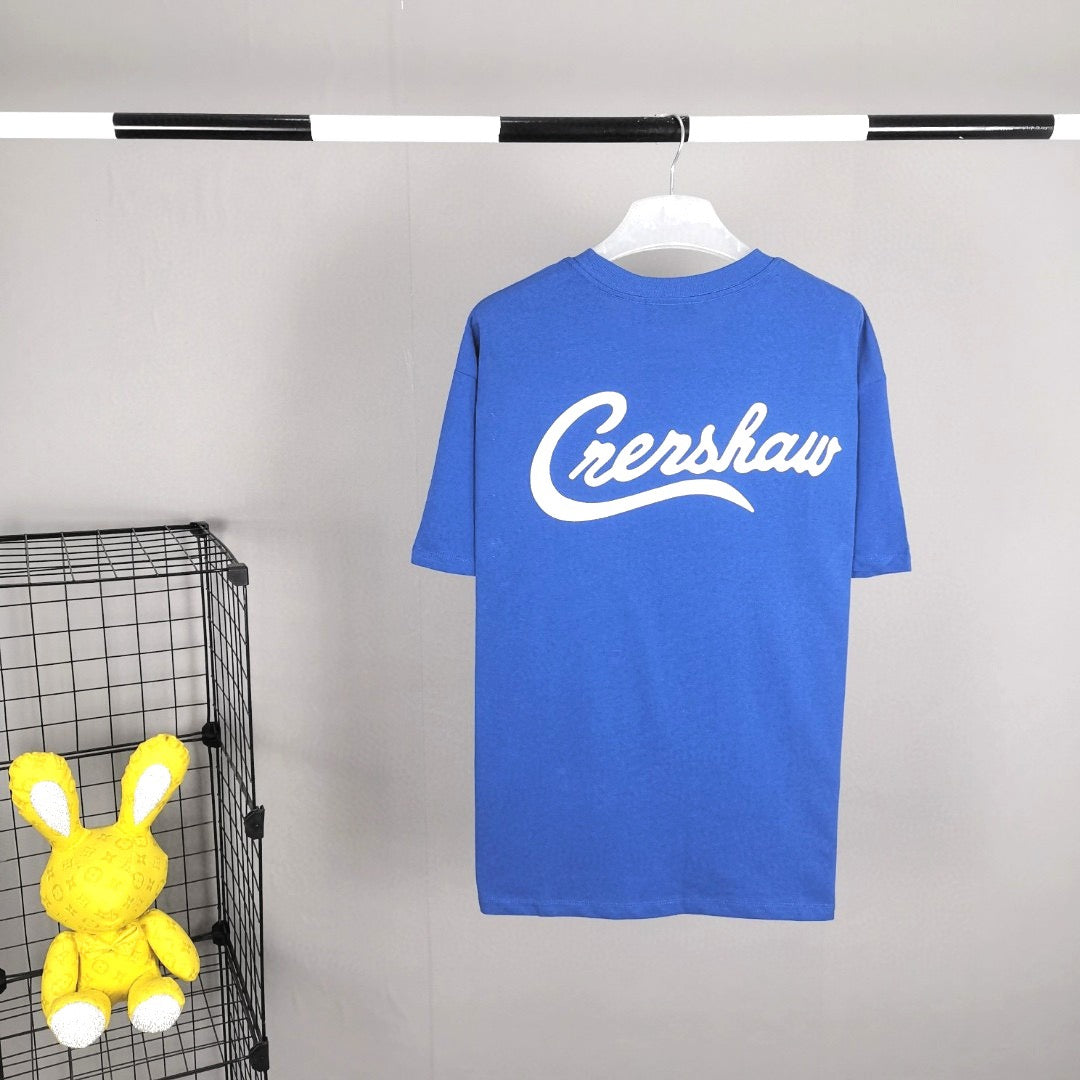 Camisetas blancas y azules