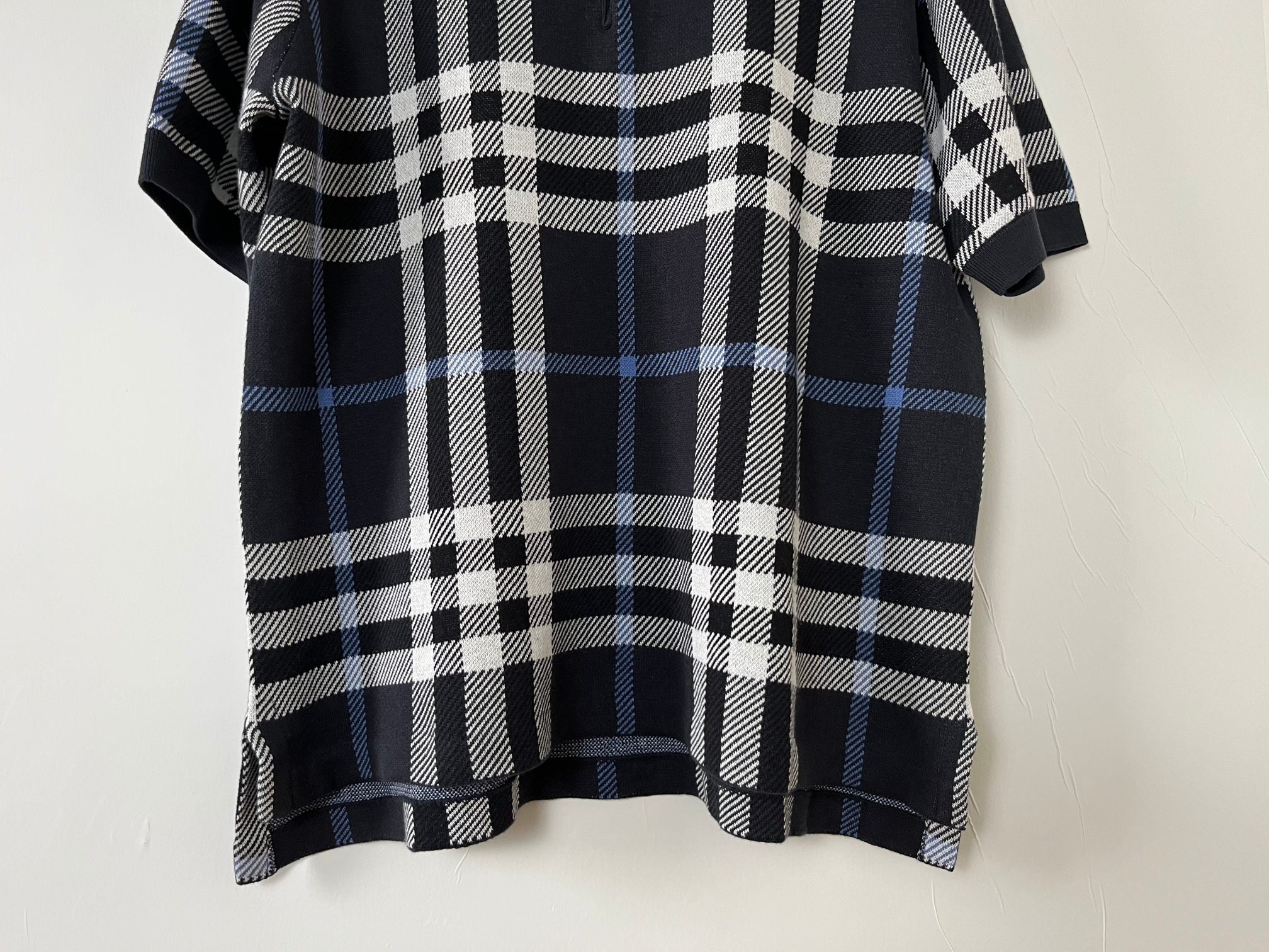 Schwarzgraues Polo