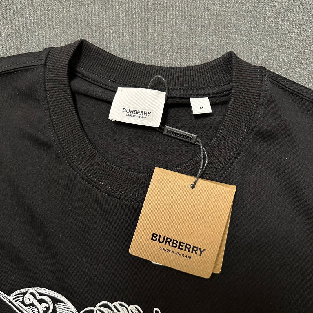 Black and White T-shirts - FashionHype.xyz