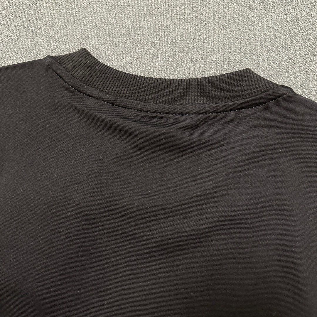 Black and White T-shirts - FashionHype.xyz