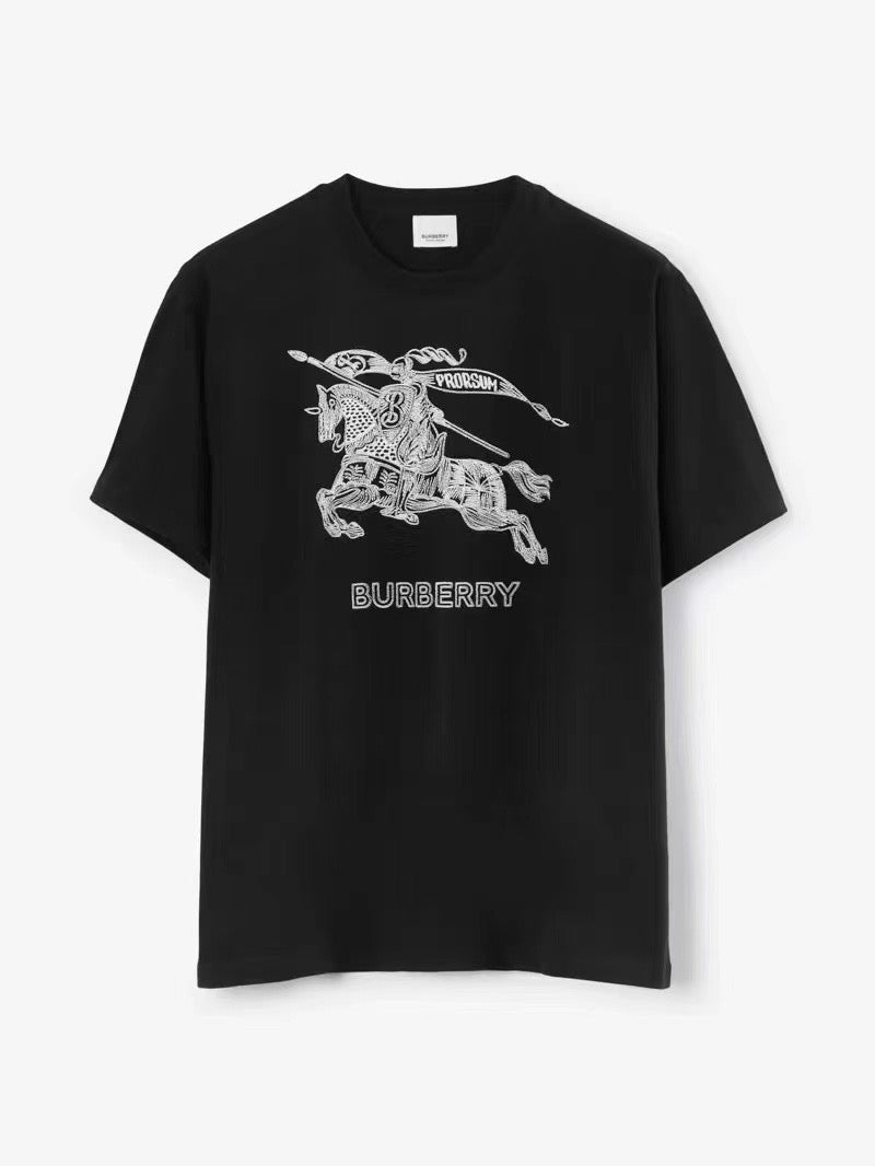 Black and White T-shirts - FashionHype.xyz