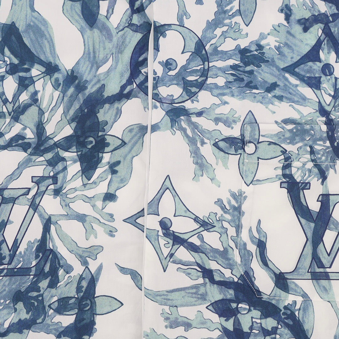 White and Blue Shirt - Size M