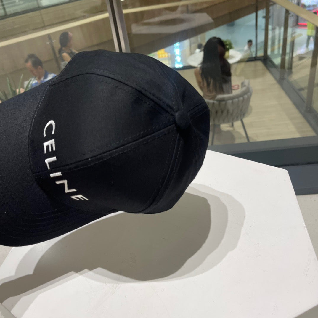 Mehrfarbige Kappen