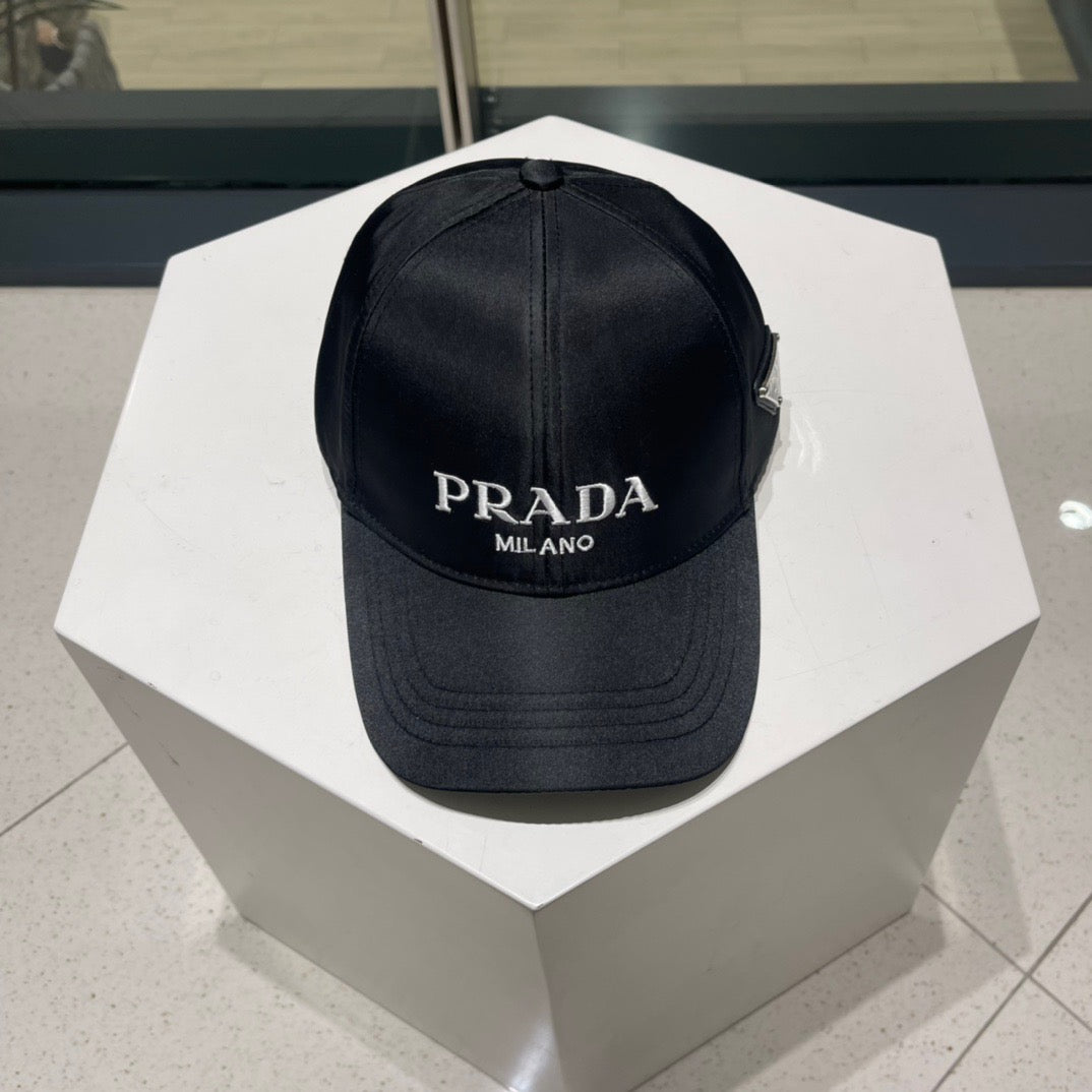 Black and White Caps - FashionHype.xyz