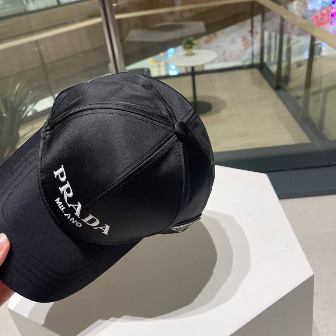 Black and White Caps - FashionHype.xyz
