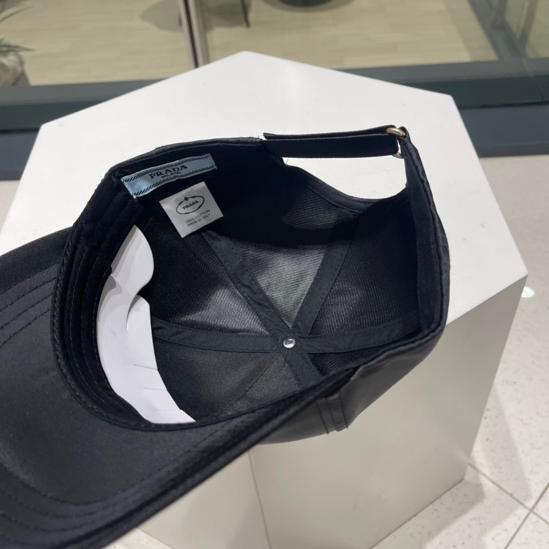 Black and White Caps - FashionHype.xyz