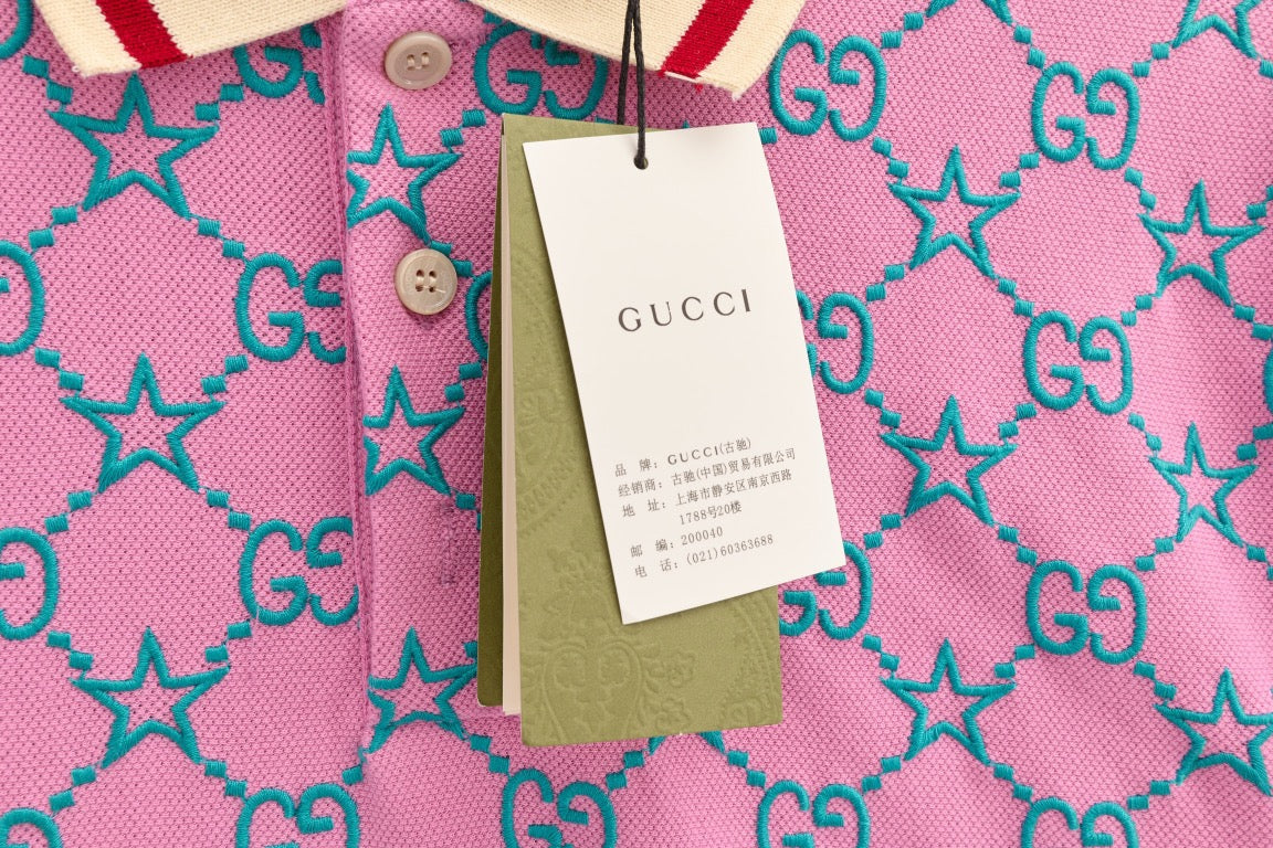 Rosa und grünes Polo