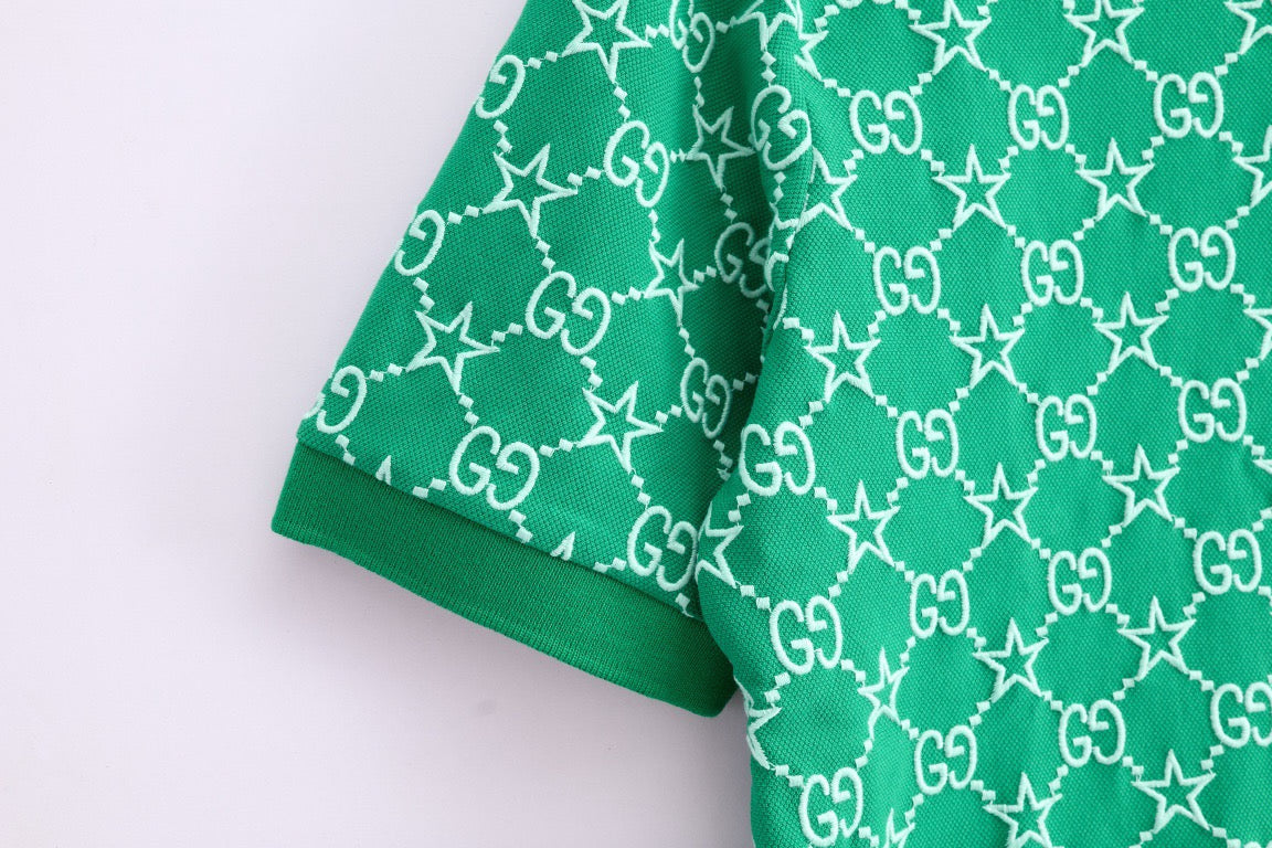 Rosa und grünes Polo
