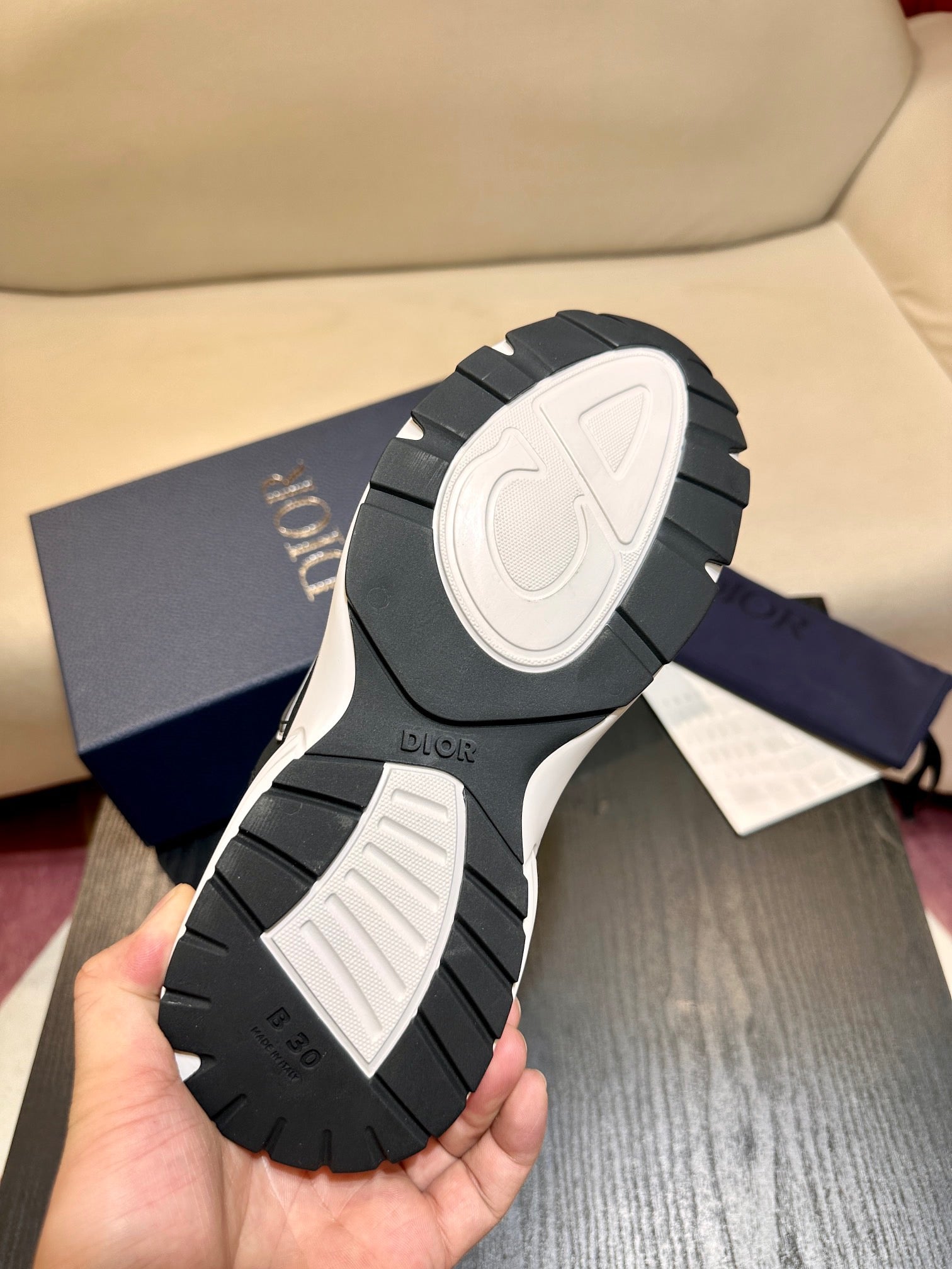 Mehrfarbige Schuhe