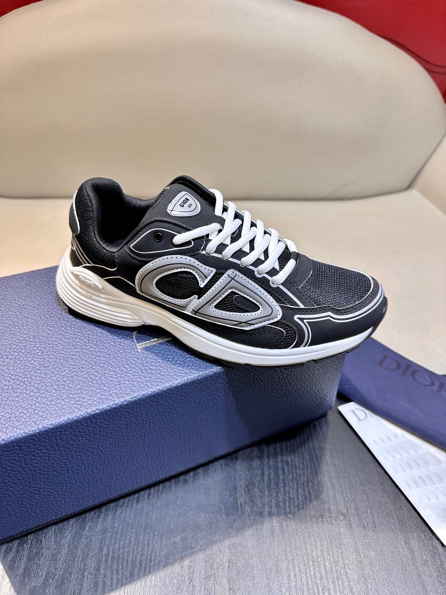 Mehrfarbige Schuhe
