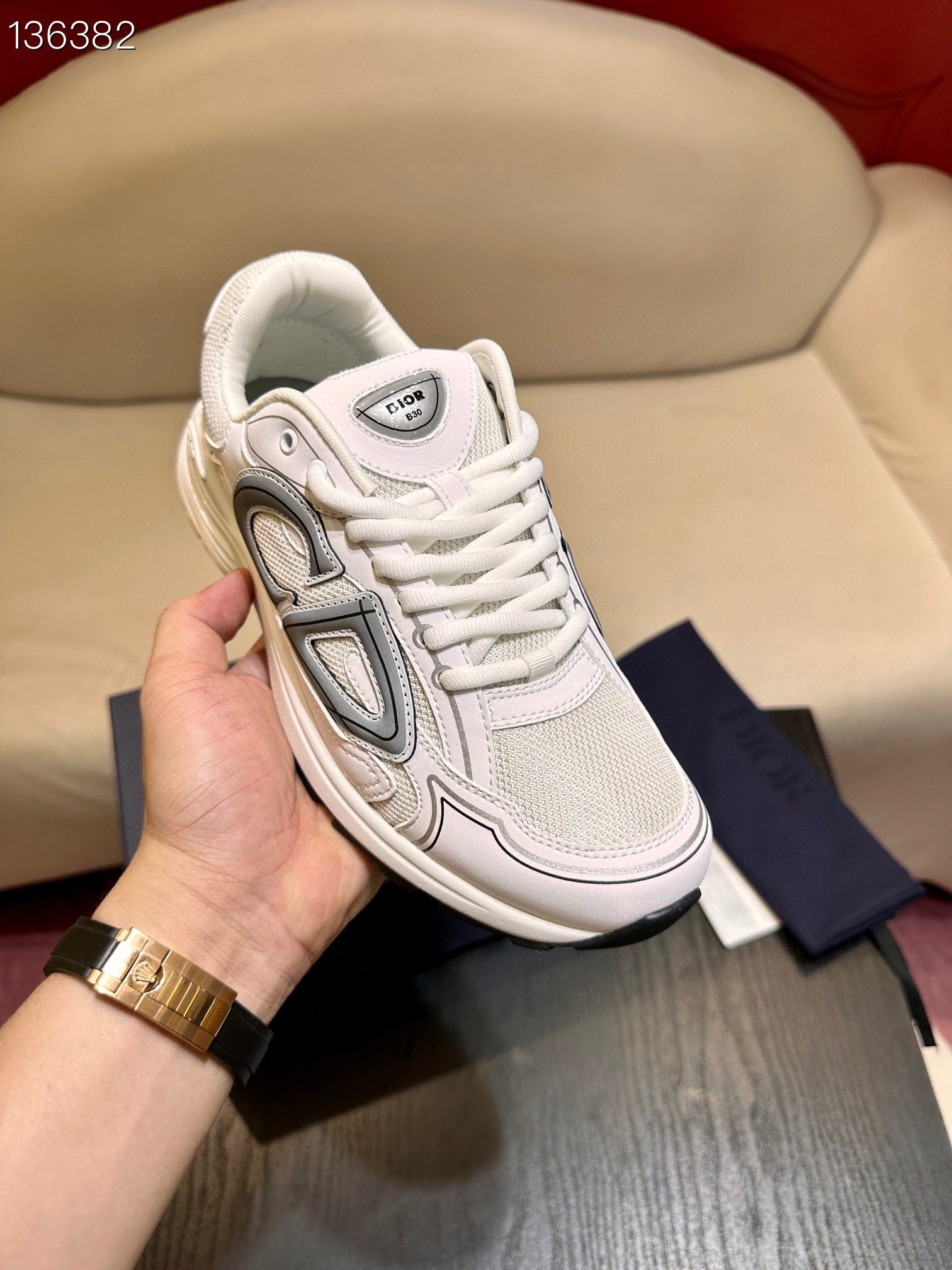 Mehrfarbige Schuhe