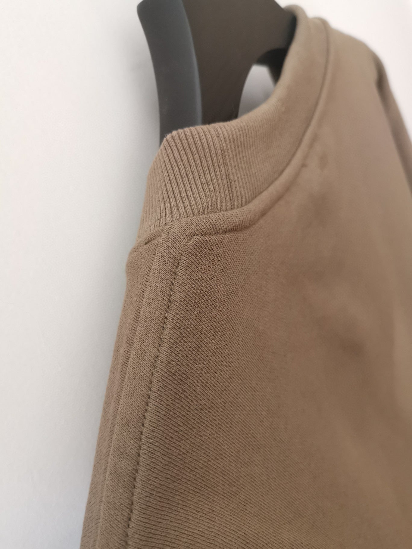 Mehrfarbiges Sweatshirt - Größe L
