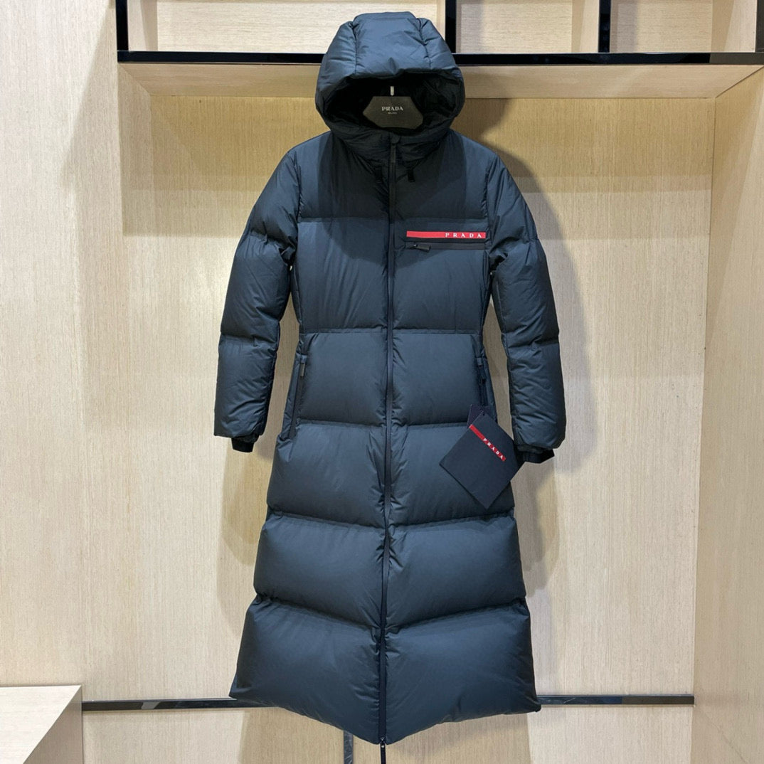 Grau-weiße Jacke