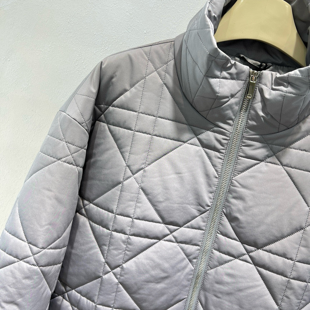 Silbergraue Jacke