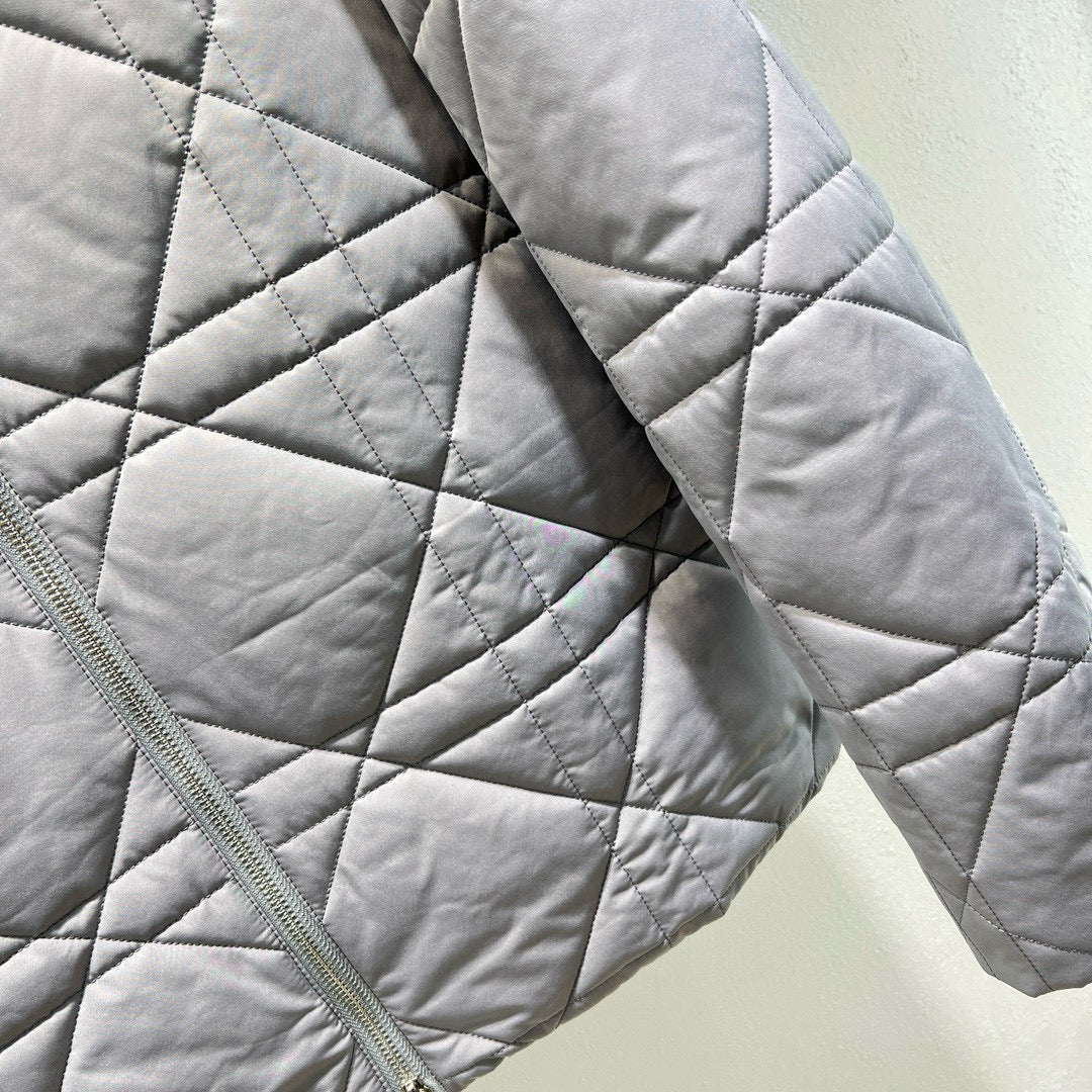 Silbergraue Jacke