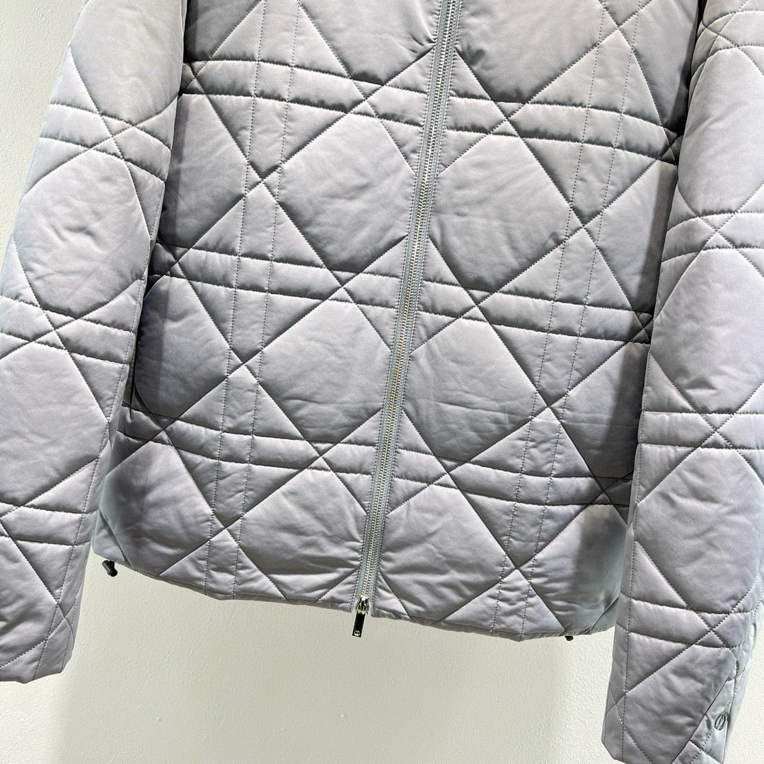 Silbergraue Jacke