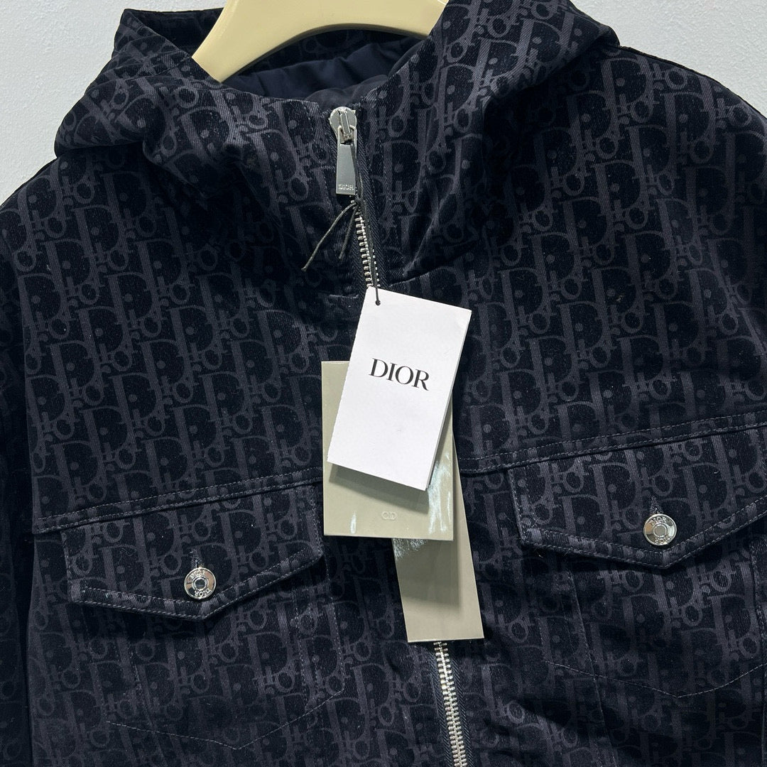 Dunkelblaue Jacke