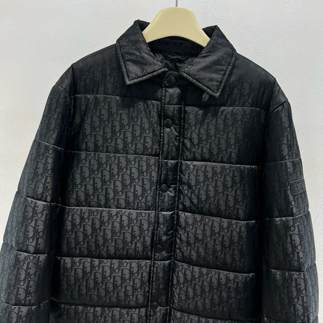 Schwarze Jacke