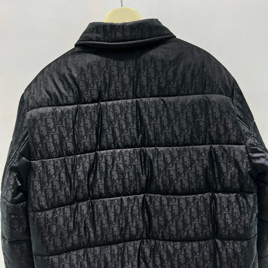 Schwarze Jacke