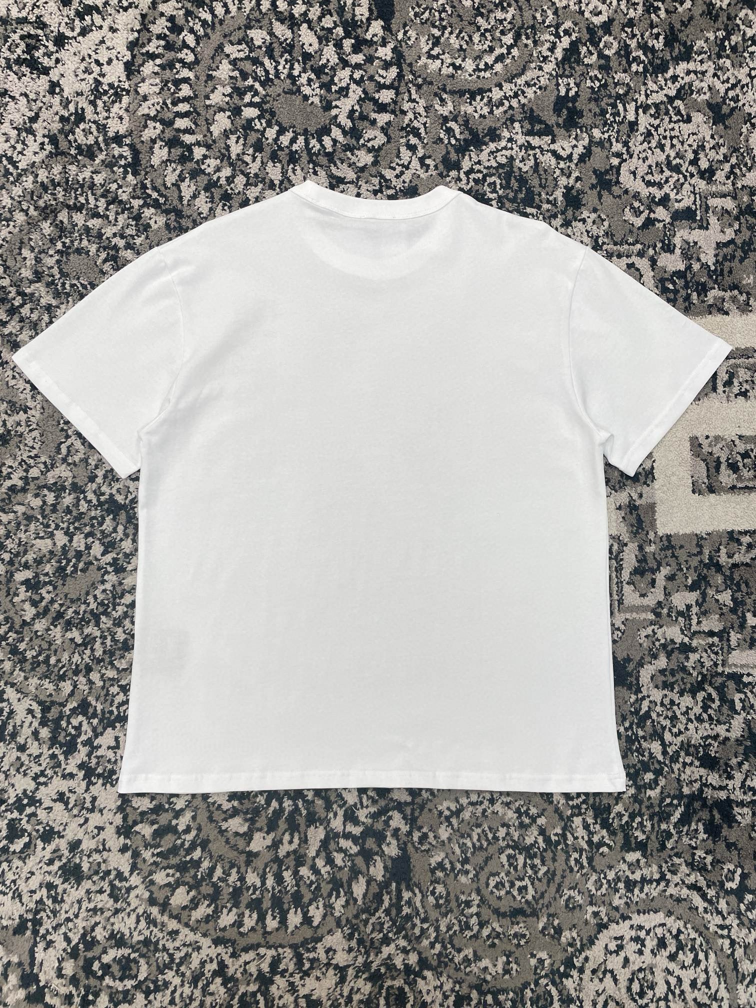 Weißes T-Shirt - Größe XL