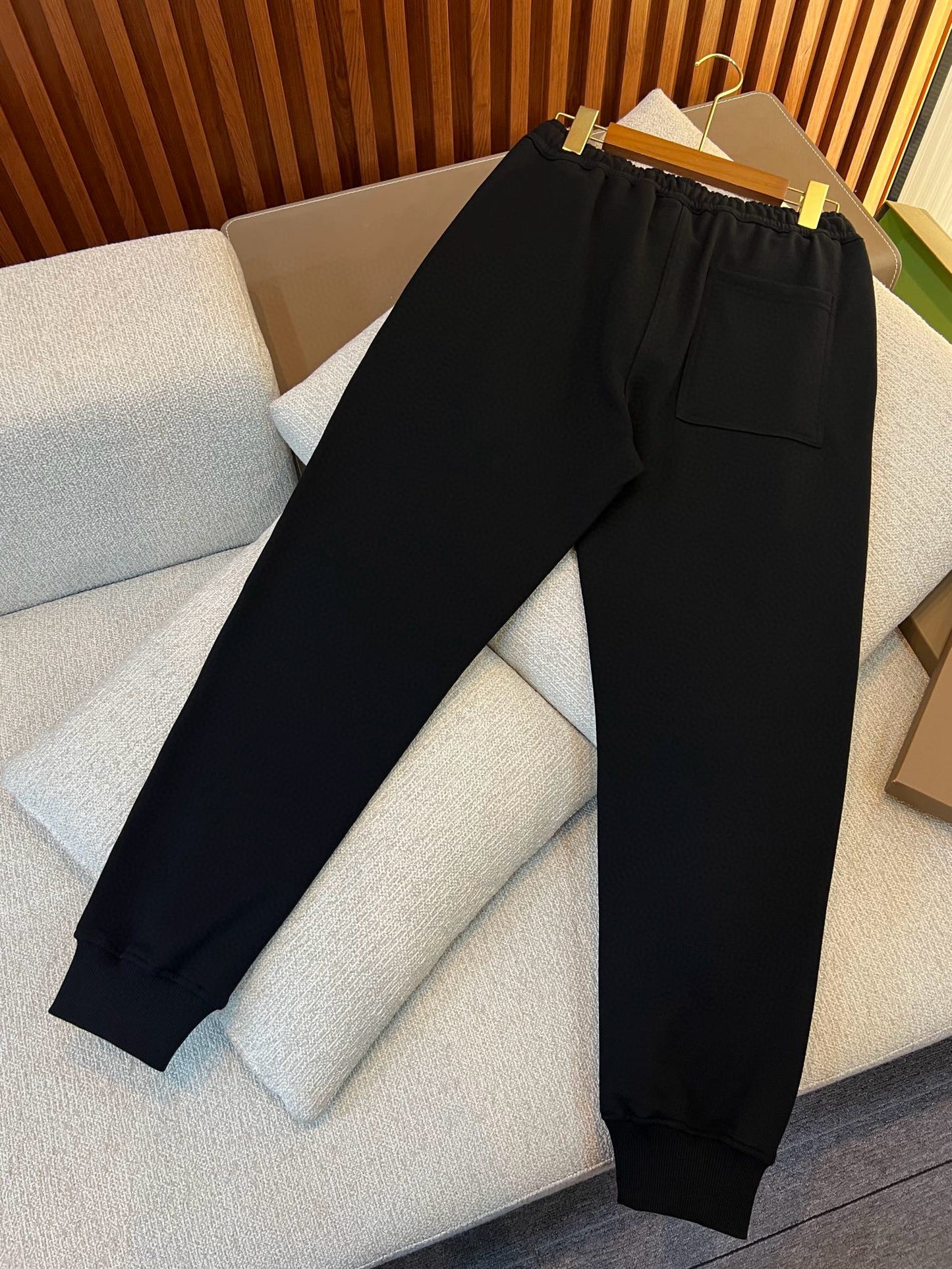 Black Pant - FashionHype.xyz