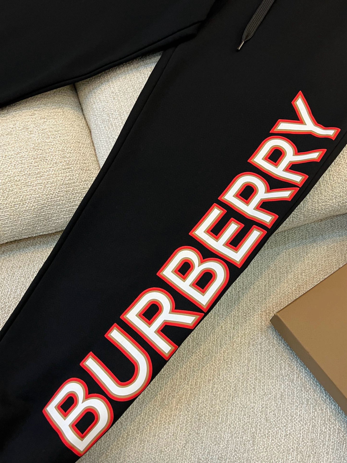 Black Pant - FashionHype.xyz