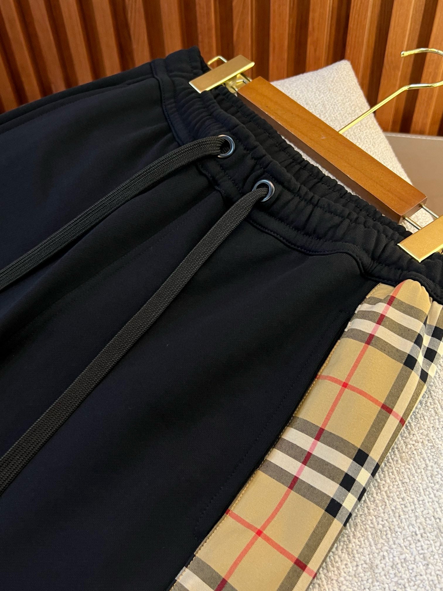 Schwarze Hose - Größe M