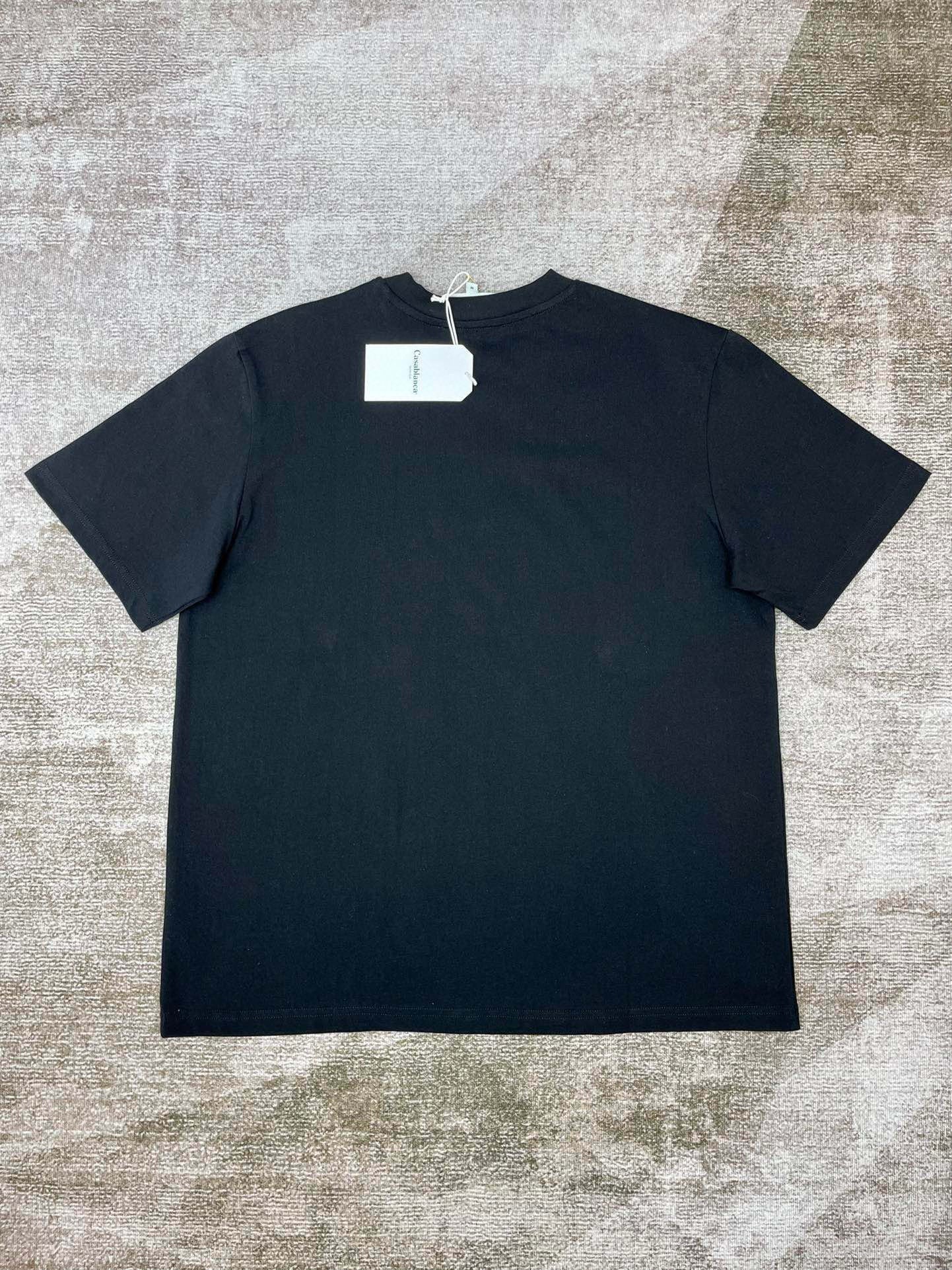 Black and White T-shirt - FashionHype.xyz