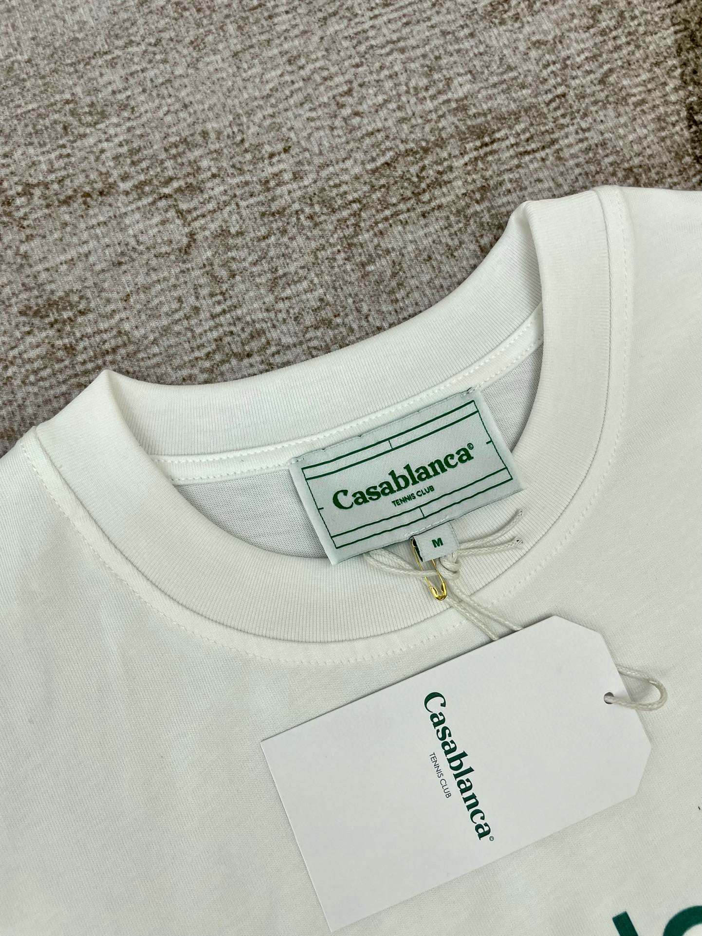 weißes T-Shirt
