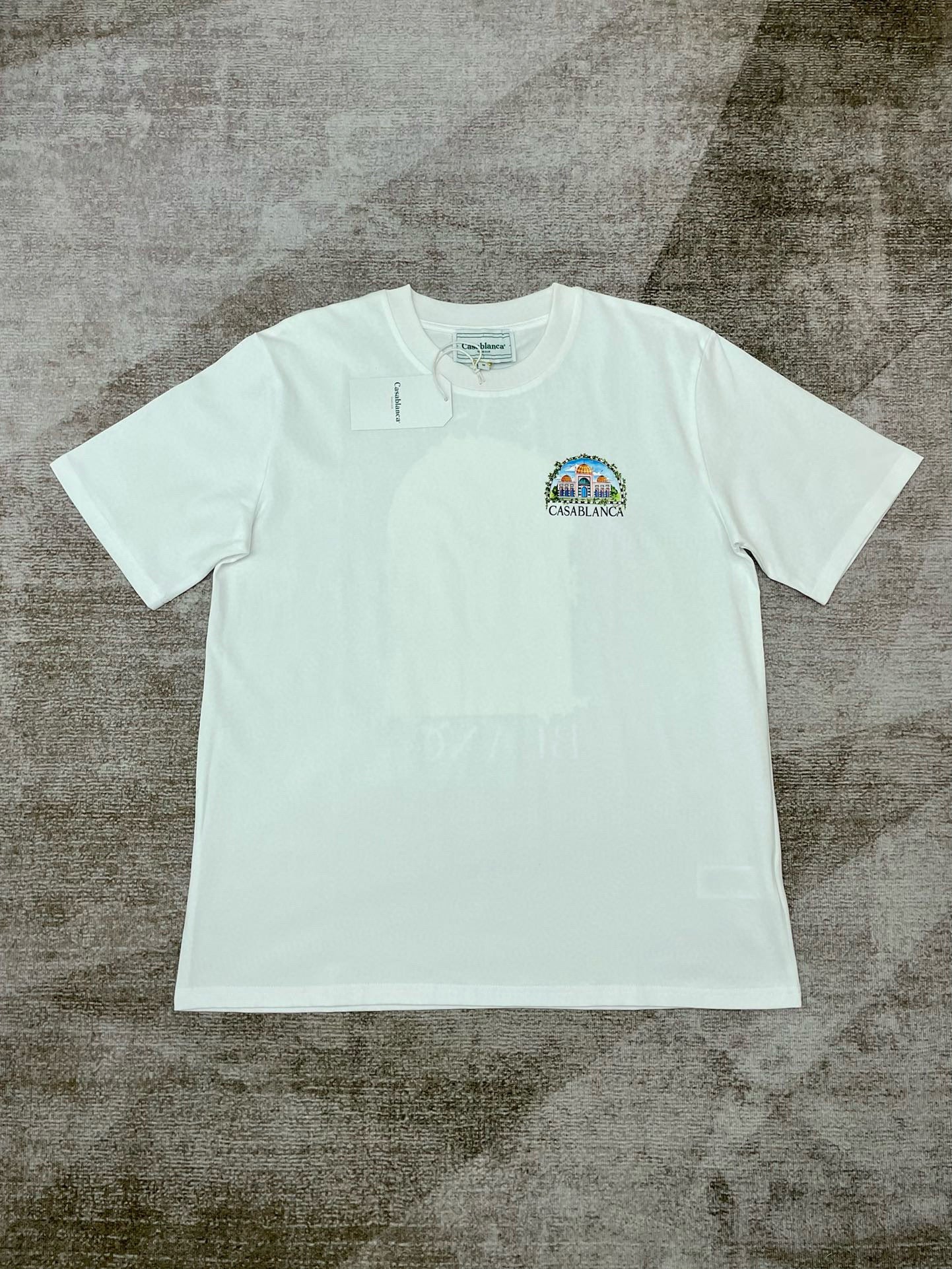 White T-shirt - FashionHype.xyz