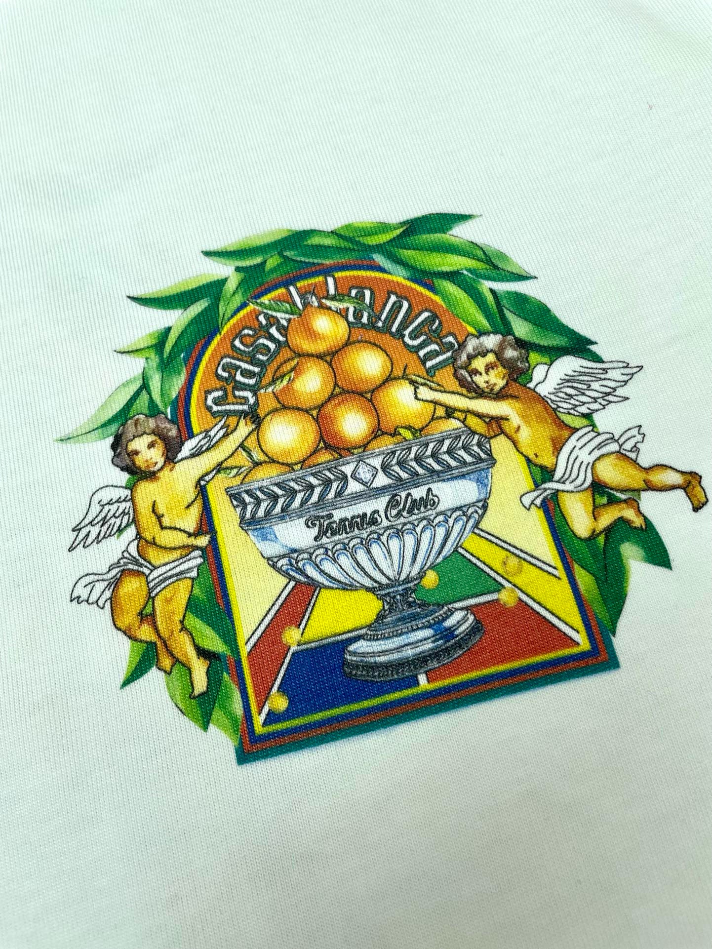weißes T-Shirt