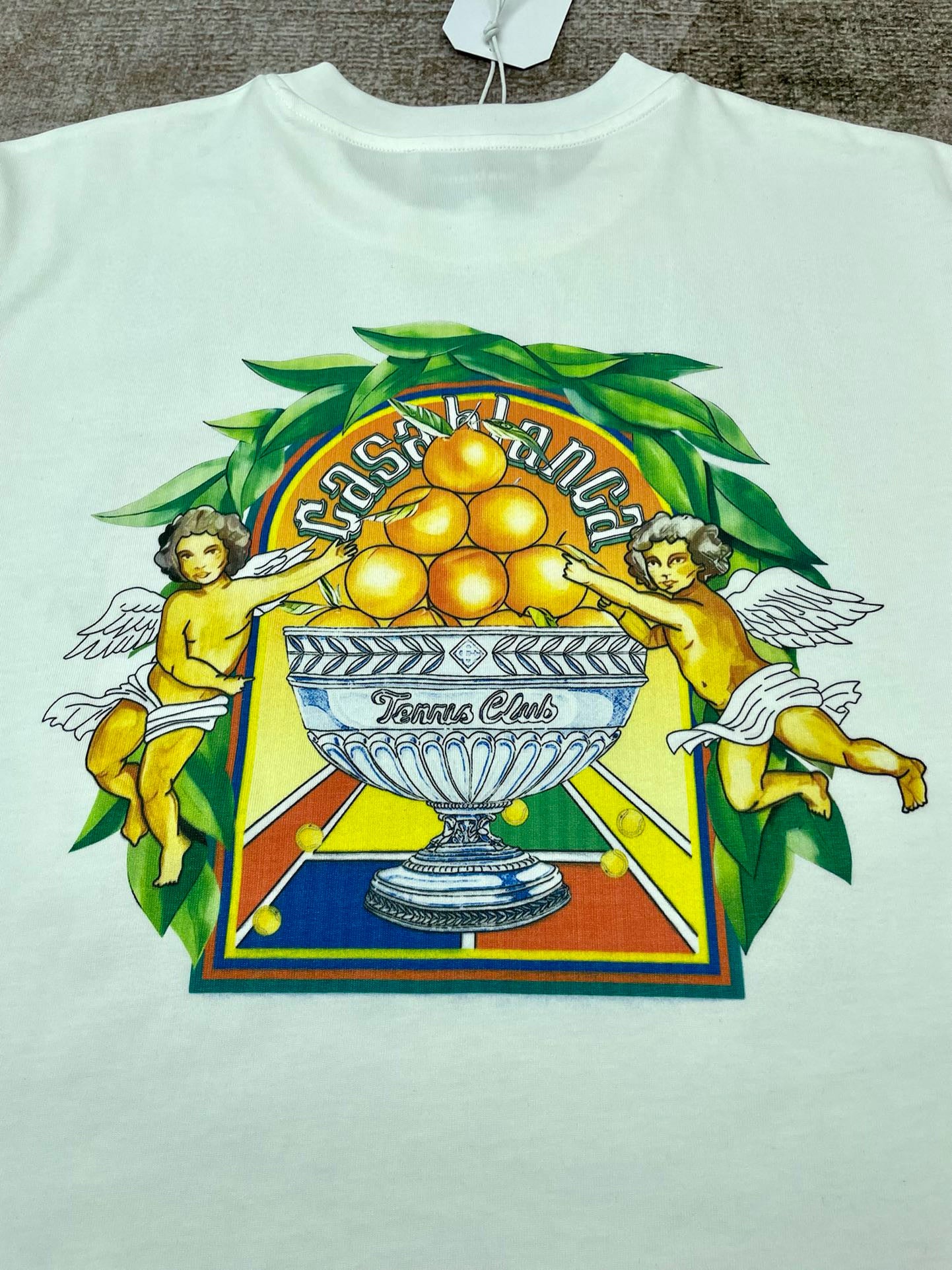 weißes T-Shirt