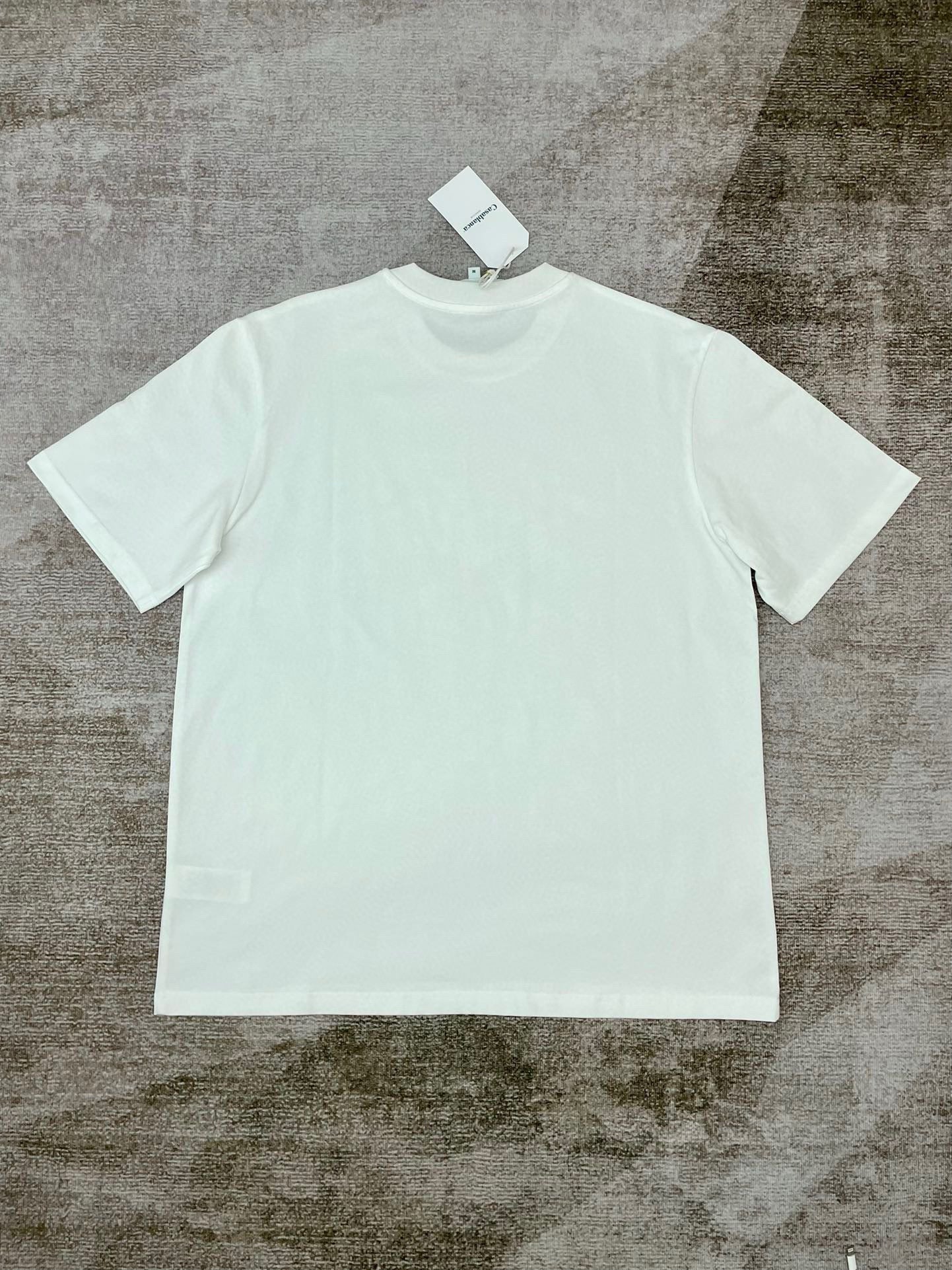 White T-shirt - FashionHype.xyz