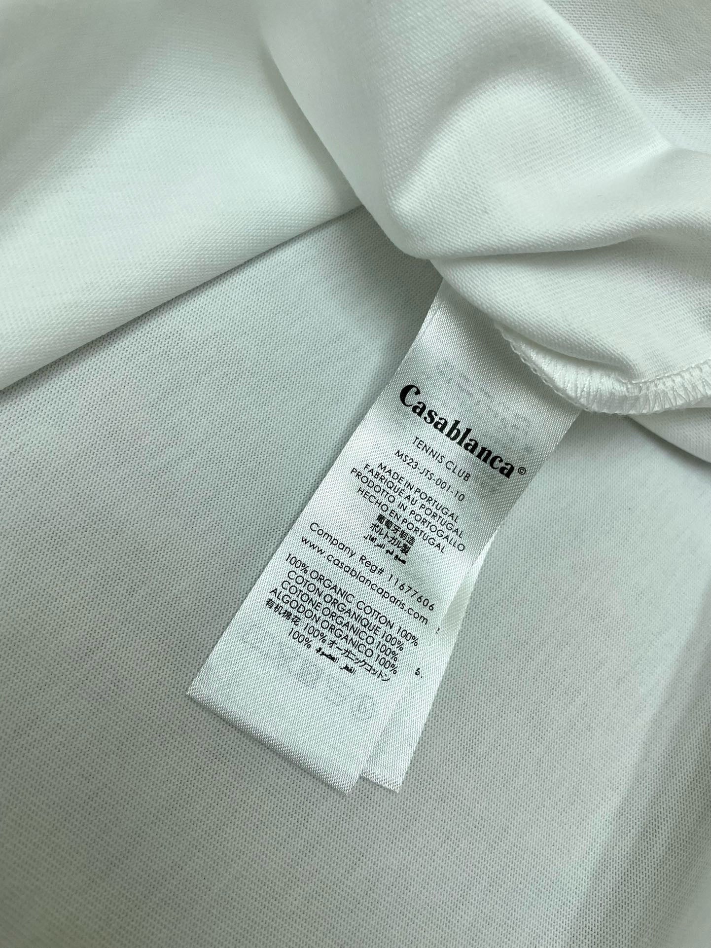weißes T-Shirt