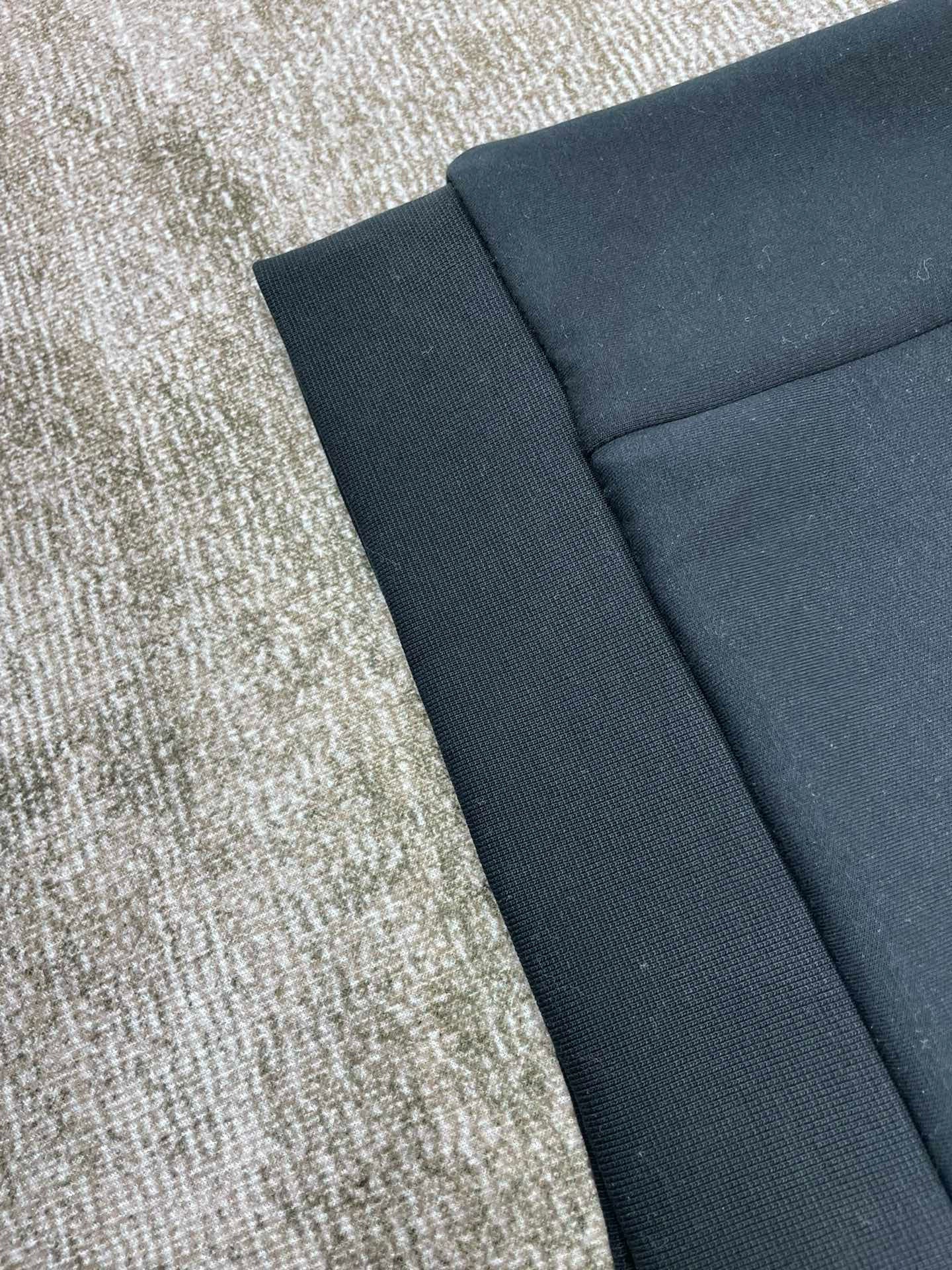 Schwarze Jacke