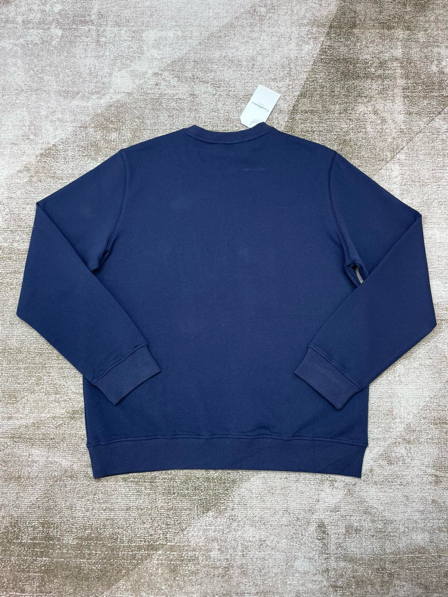 Blau-weißes Sweatshirt