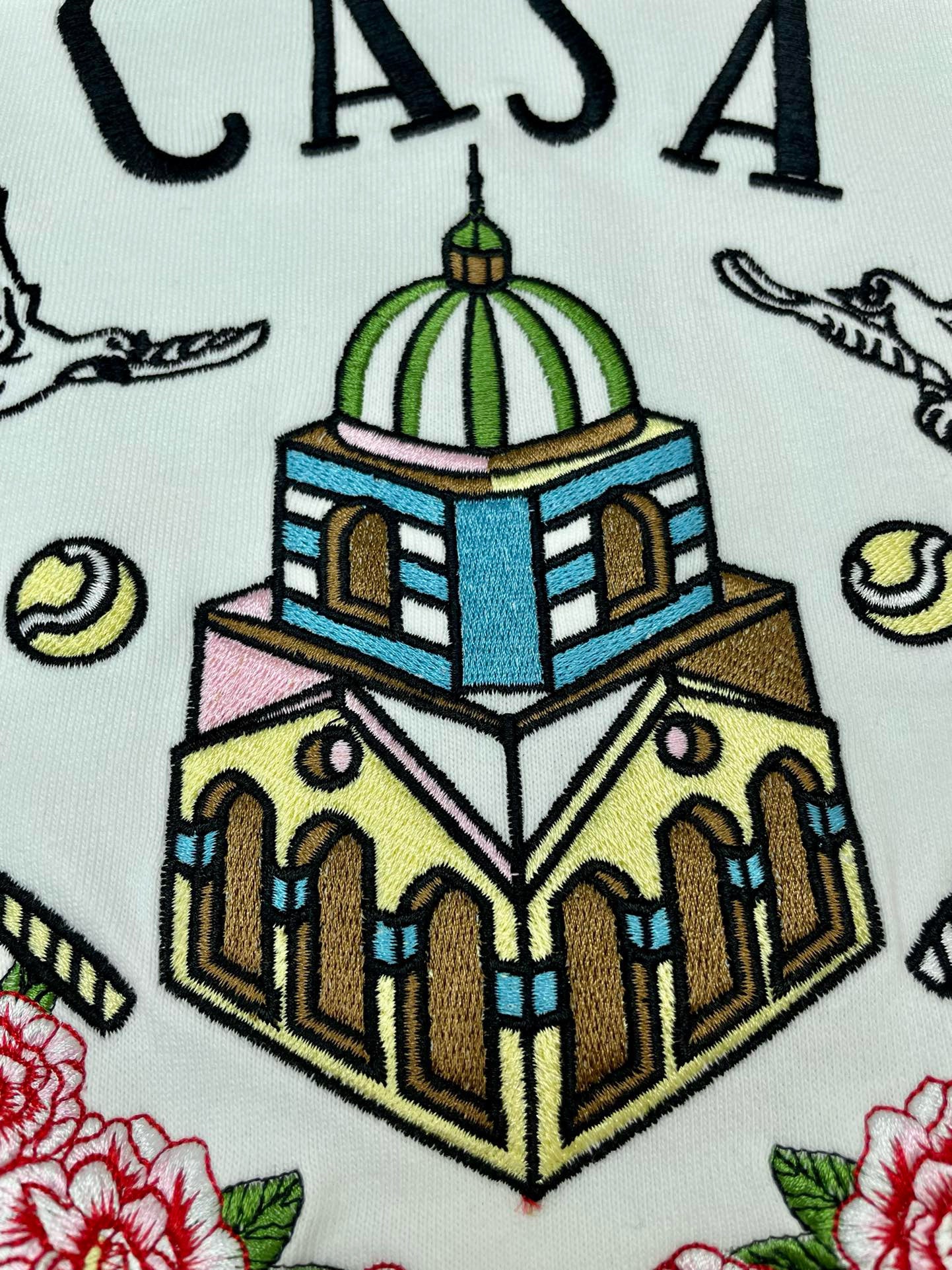 Graues und weißes Sweatshirt