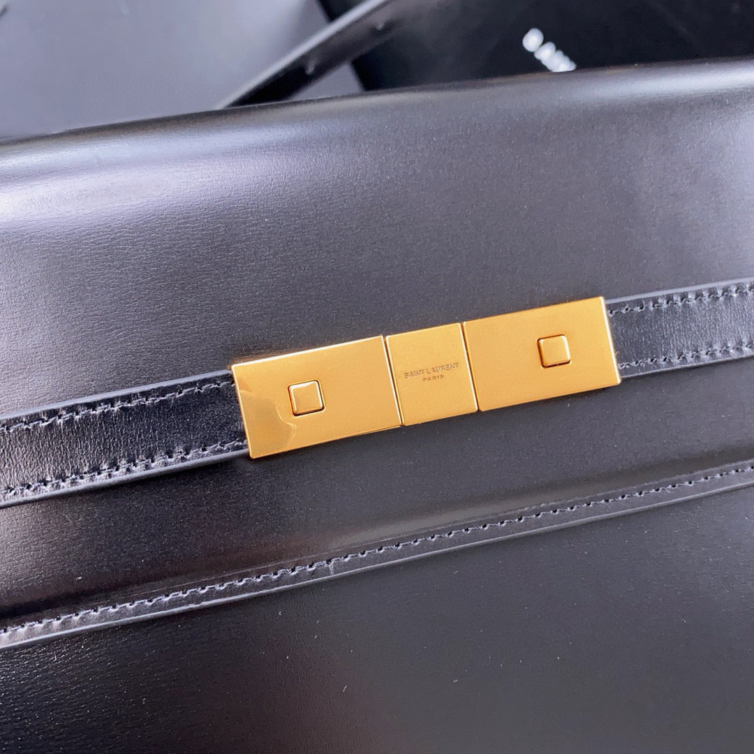 Black Bag - FashionHype.xyz