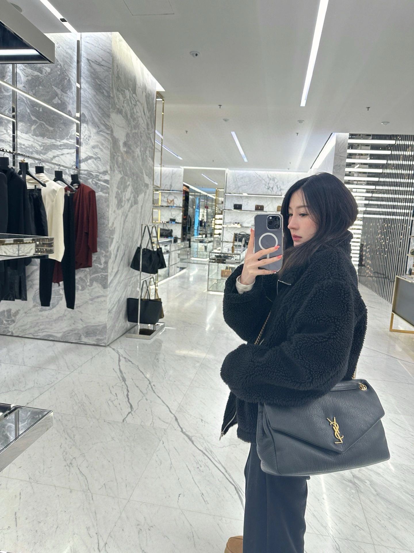 Schwarze Tasche