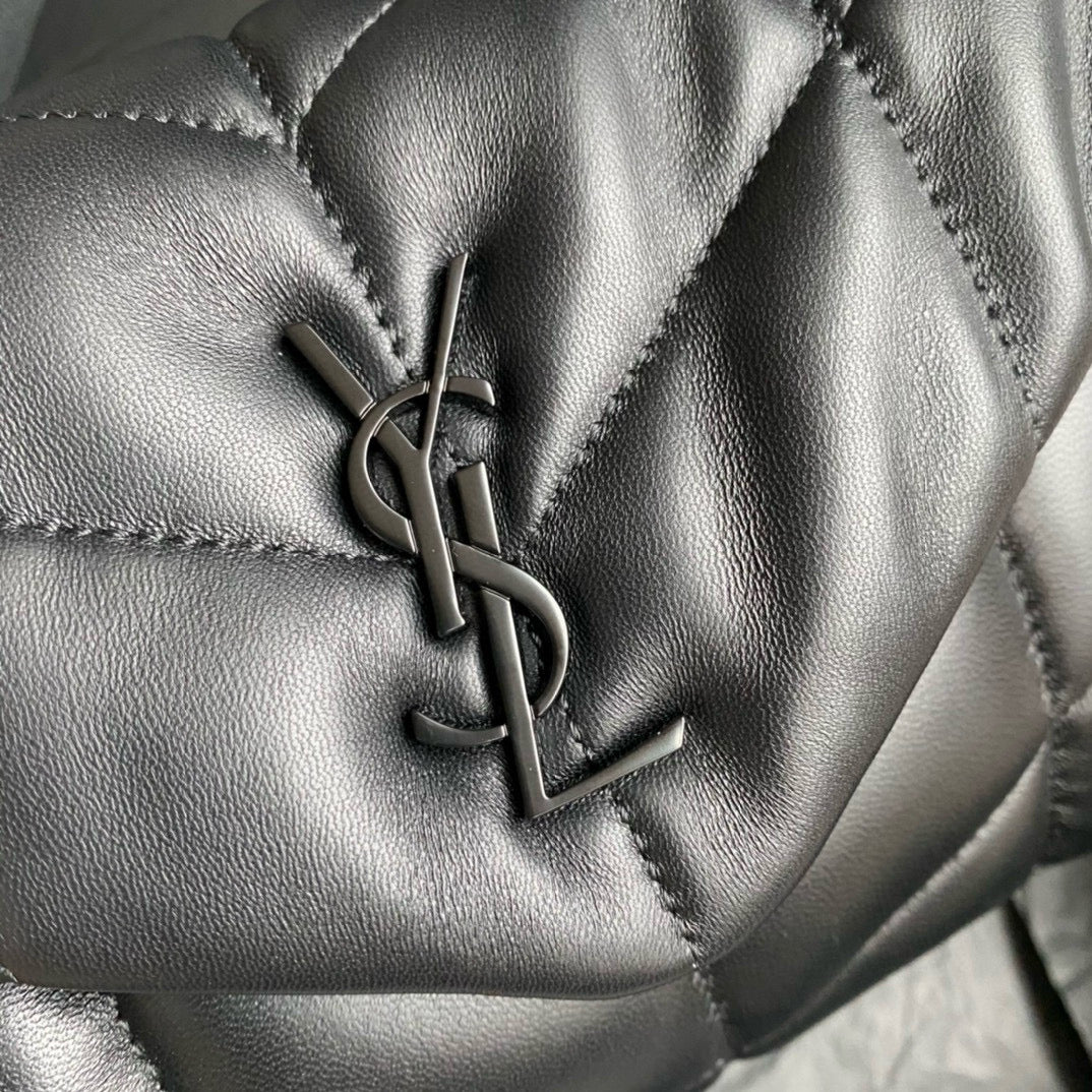 Schwarze Tasche