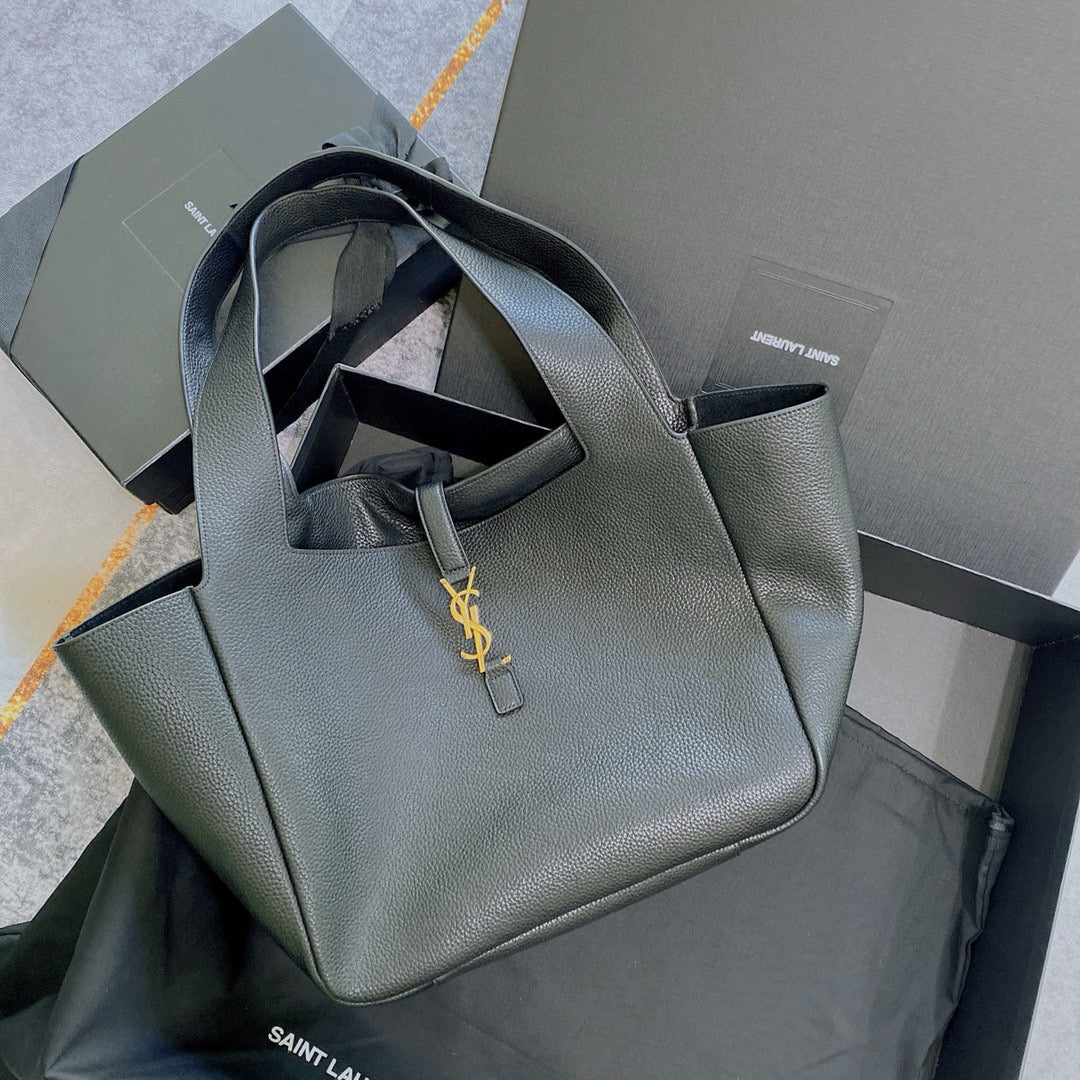 Black Bag - FashionHype.xyz