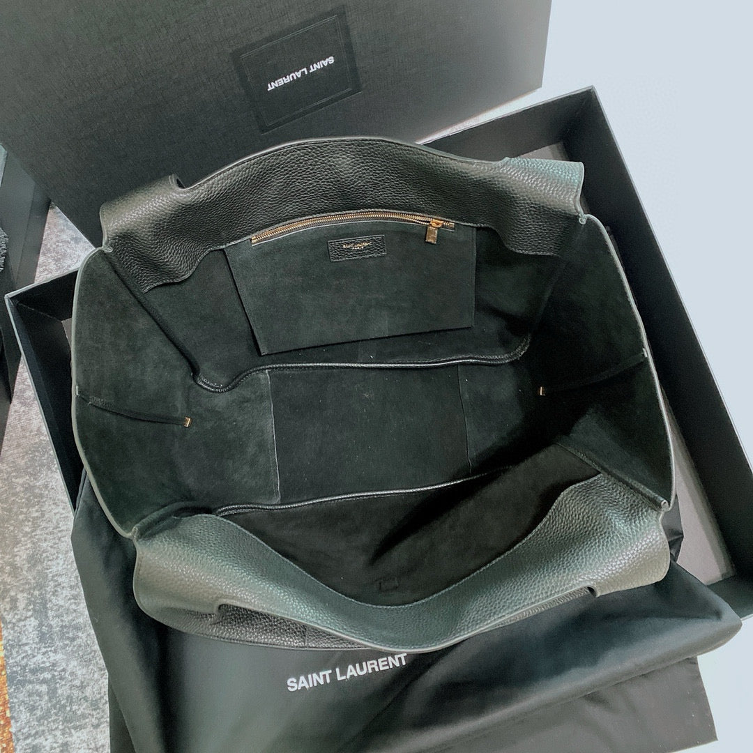 Black Bag - FashionHype.xyz