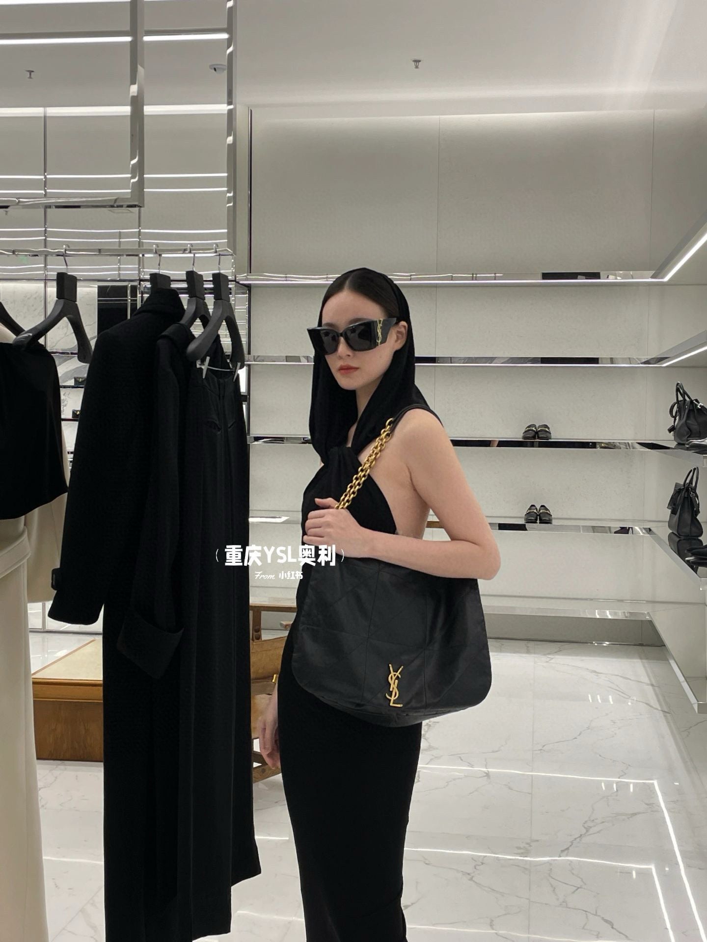 Schwarze Tasche