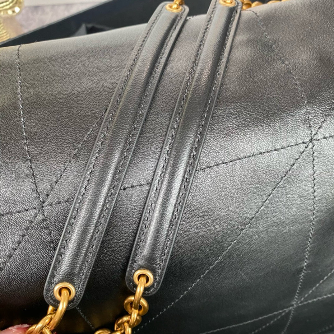 Schwarze Tasche