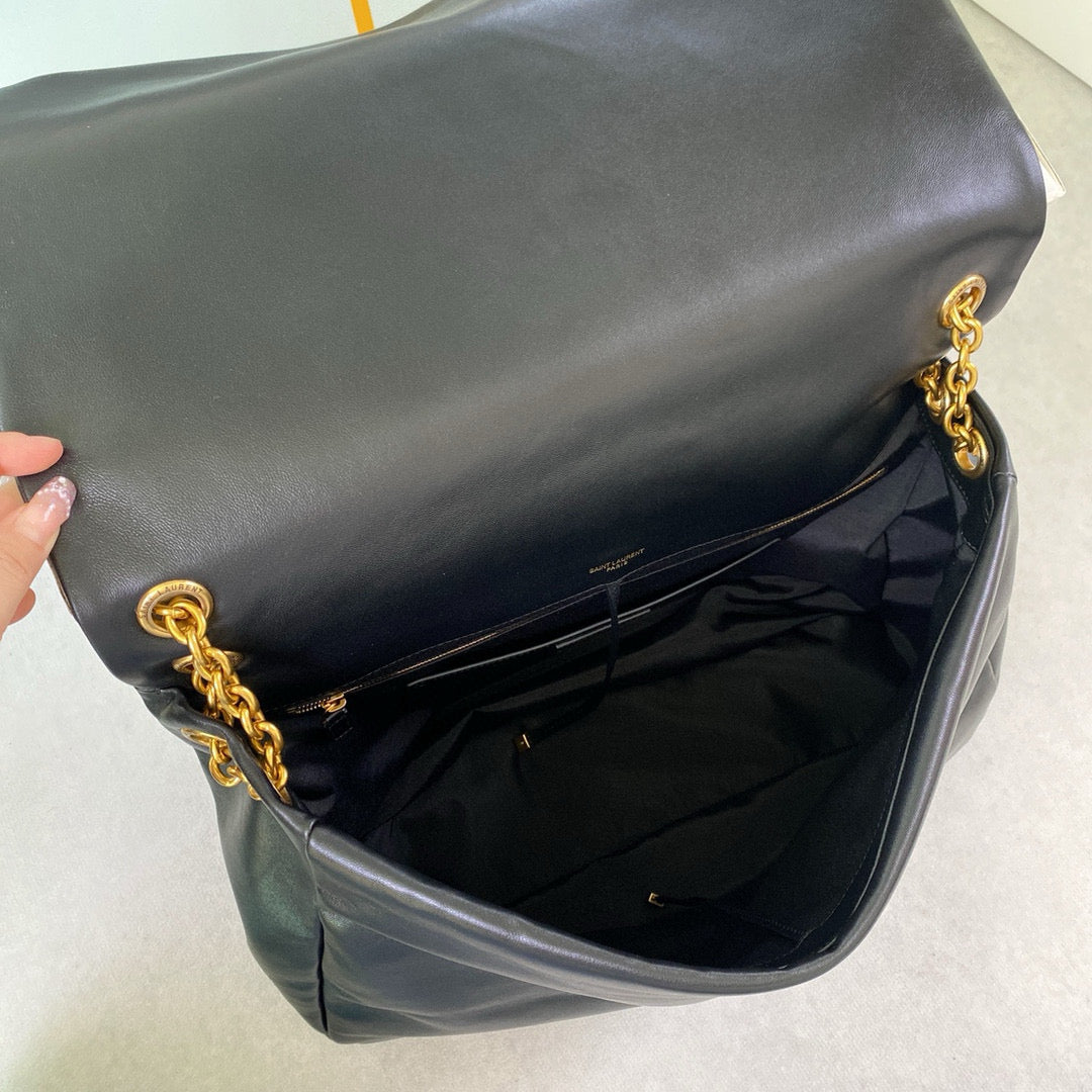 Schwarze Tasche