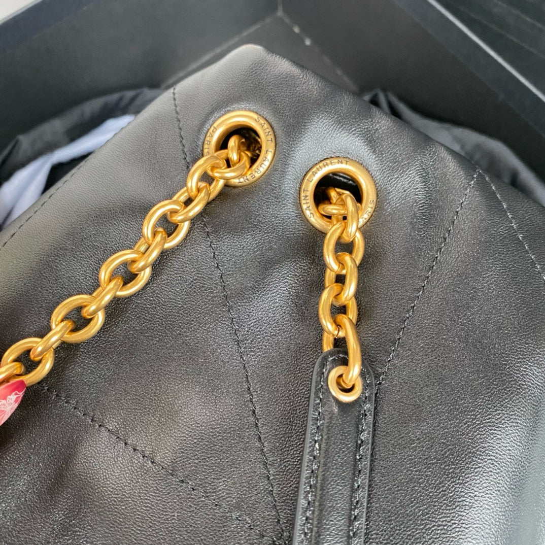 Schwarze Tasche